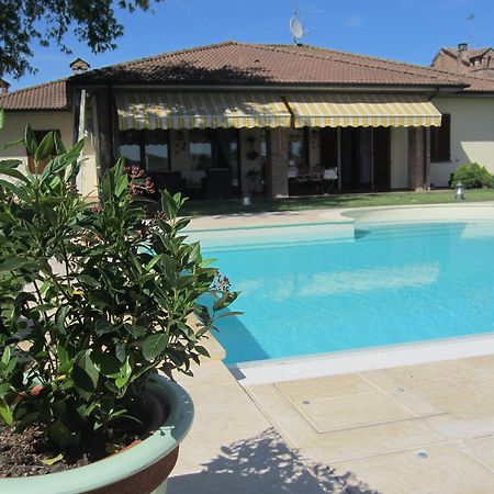 Marinella B&B Cornale Zewnętrze zdjęcie